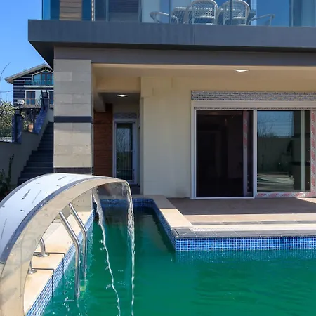 Comfort 4 Bedroom Yalova View Villa *