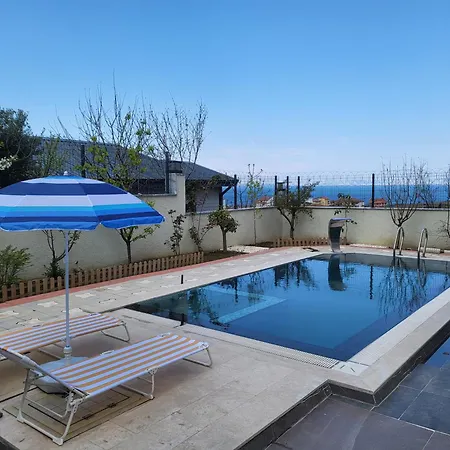 Comfort 4 Bedroom Yalova View Villa
