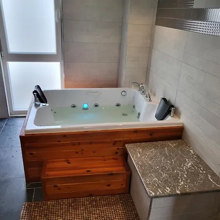 Comfort 4 Bedroom Yalova View Vila *