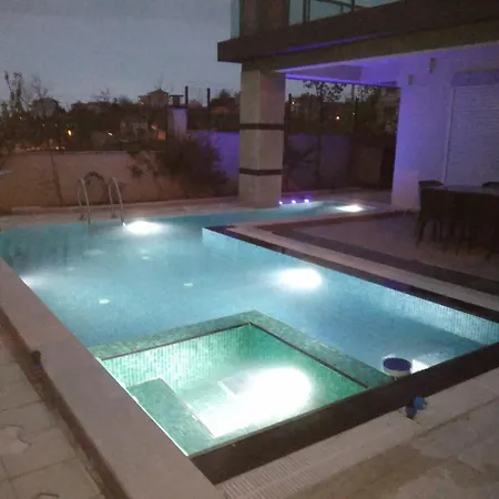 Villa Comfort 4 Bedroom Yalova View